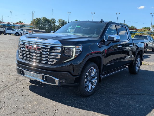 New 2026 GMC Sierra 1500 Denali w/ Denali Reserve Package AWD/4WD image 3