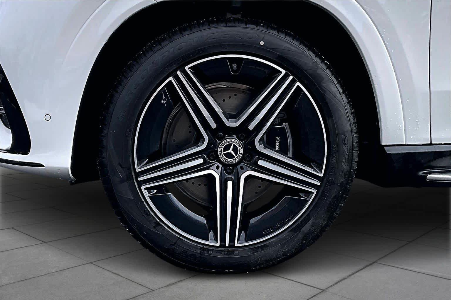 New 2026 Mercedes-Benz GLE 450 4MATIC image 17