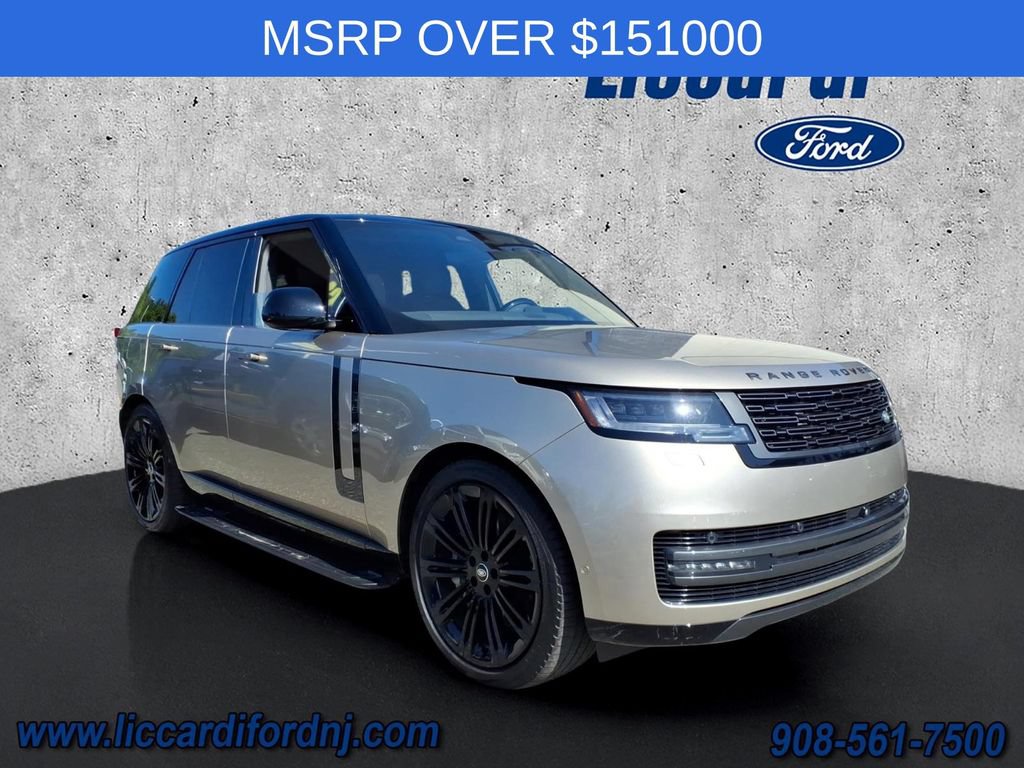 Used 2024 Land Rover Range Rover SE AWD/4WD image 1