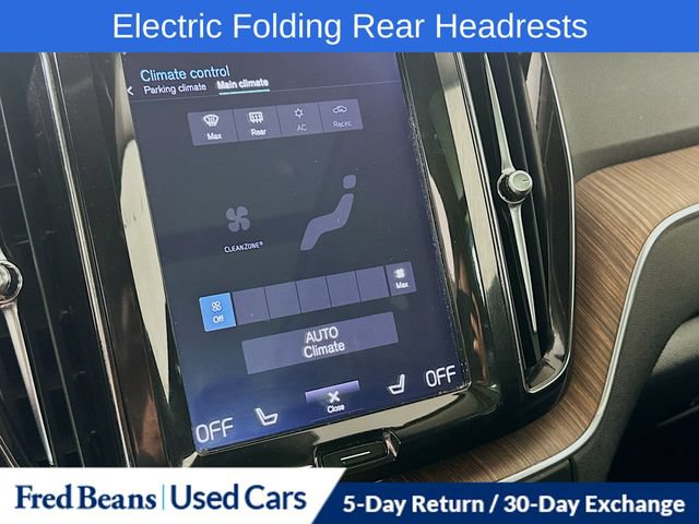 Used 2019 Volvo XC60 T6 Momentum w/ Multimedia Package AWD/4WD image 22