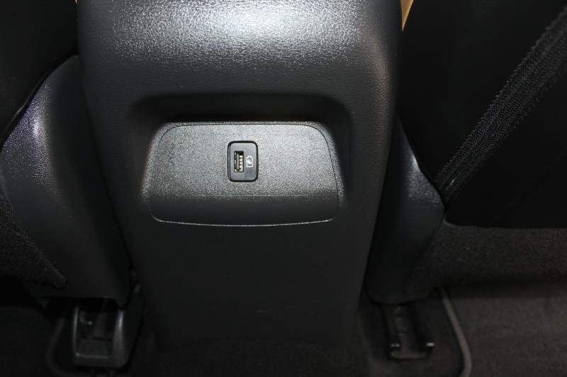 Used 2022 Nissan Sentra SV w/ SV Premium Package FWD image 21
