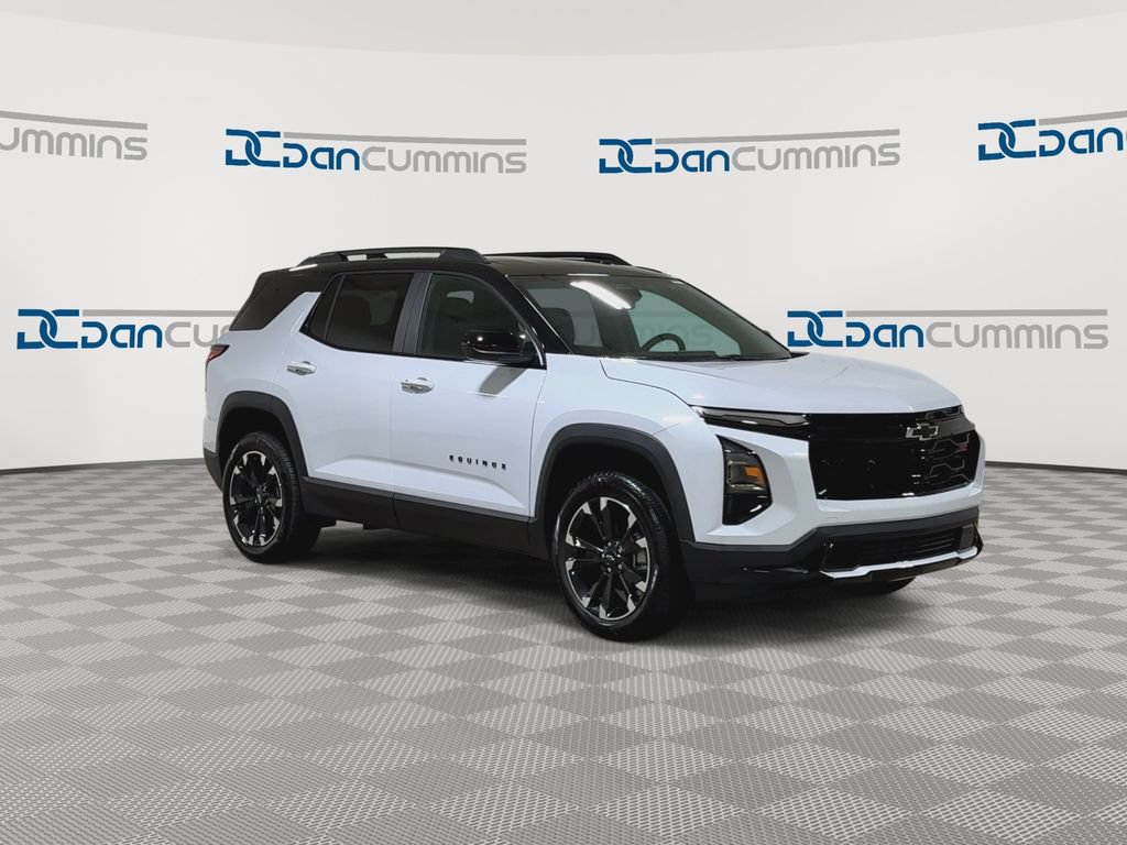 New 2027 Chevrolet Equinox RS FWD image 2