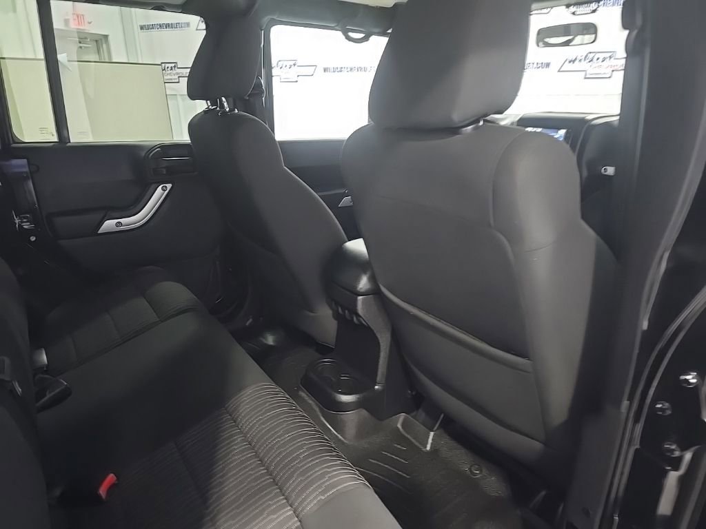 Used 2012 Jeep Wrangler Unlimited Sahara w/ Dual Top Group image 24