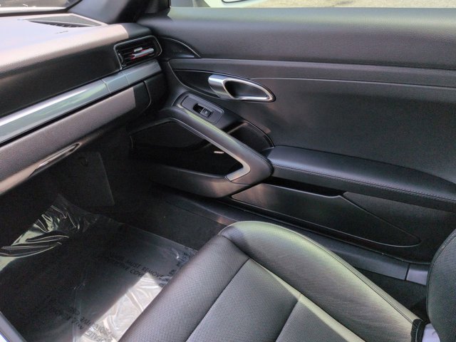 Used 2017 Porsche 911 Carrera RWD image 16