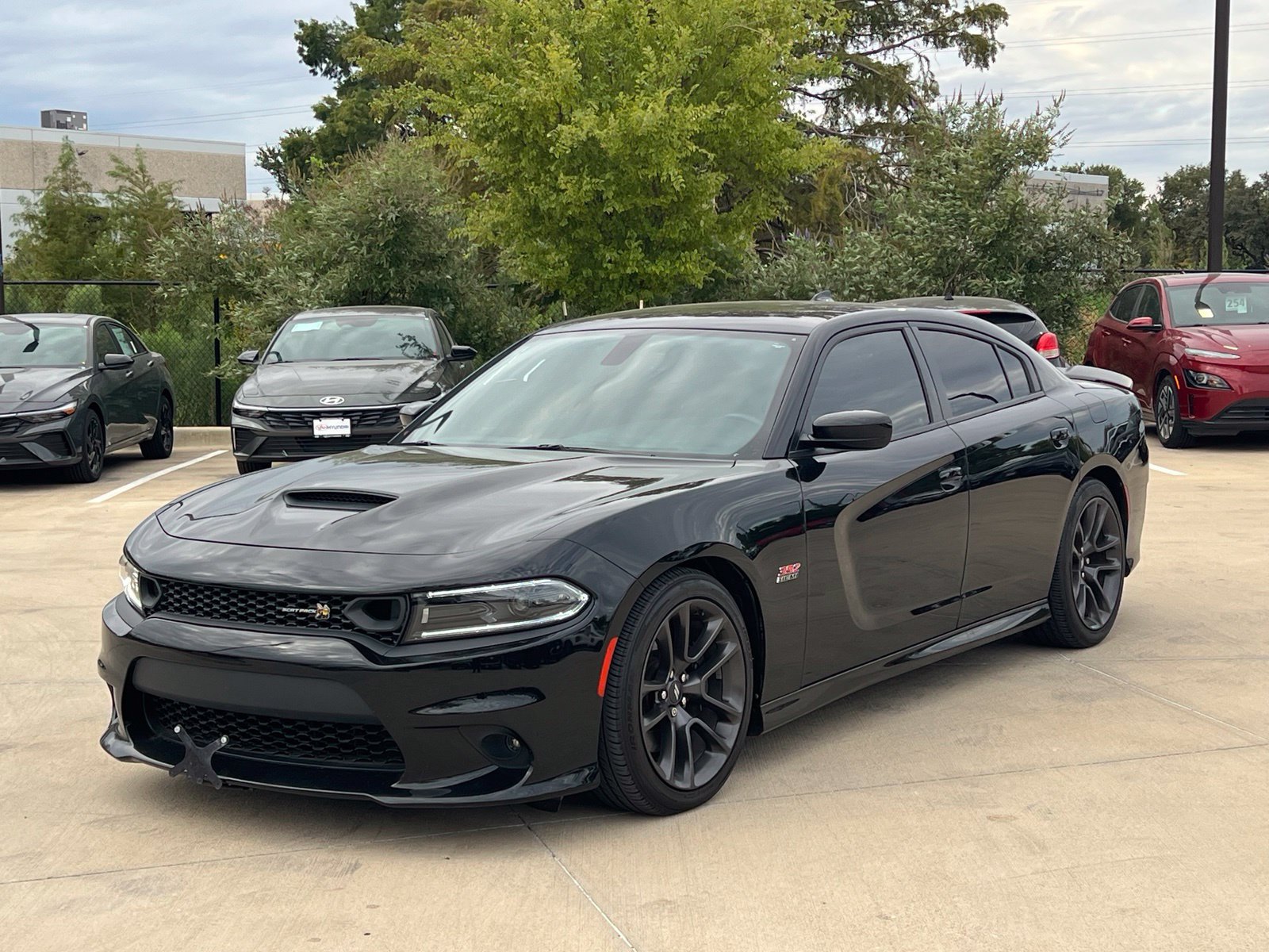 Used 2023 Dodge Charger Scat Pack w/ Harman/Kardon Audio Group RWD image 5