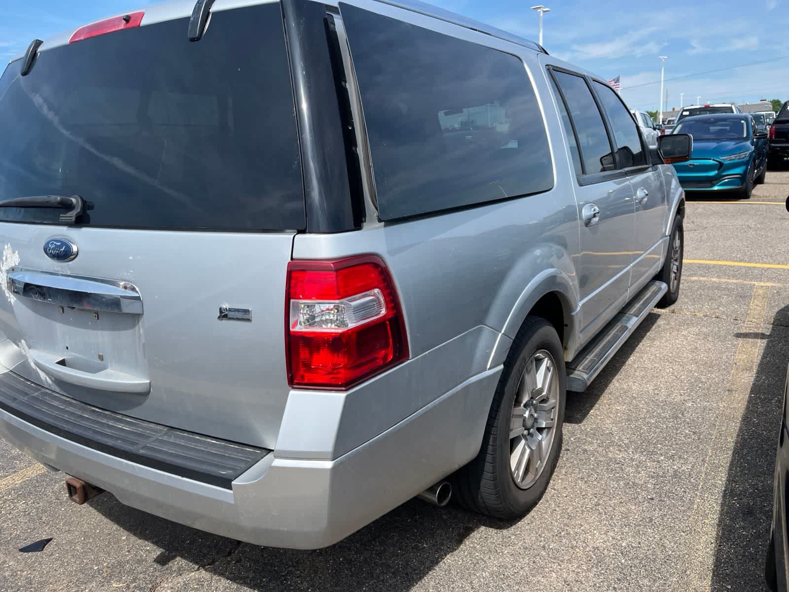 Used 2010 Ford Expedition EL Limited AWD/4WD image 13