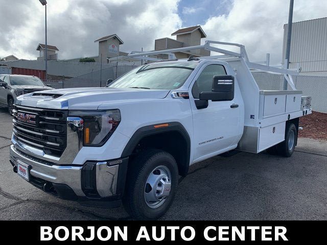 New 2026 GMC Sierra 3500 Pro w/ Convenience Package