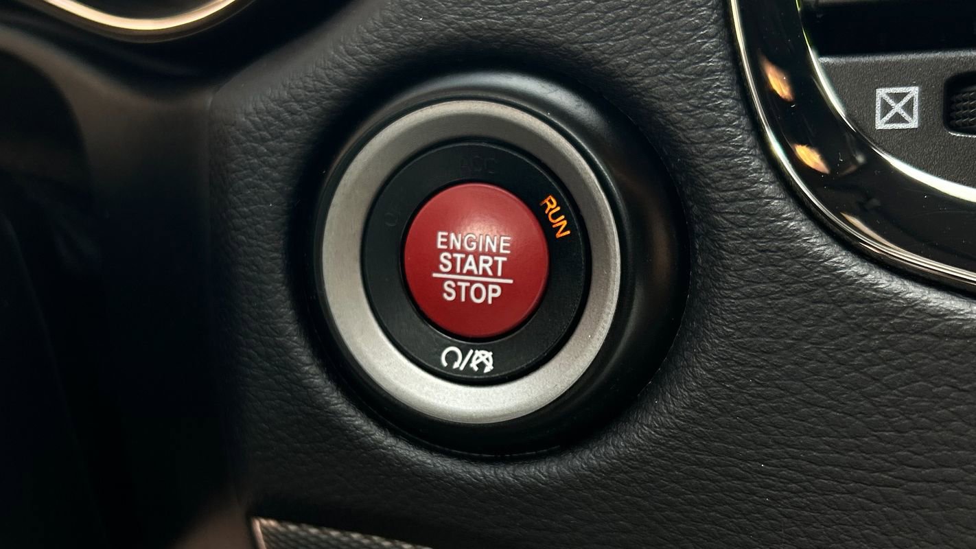 Used 2020 Dodge Durango SRT w/ Technology Group image 31