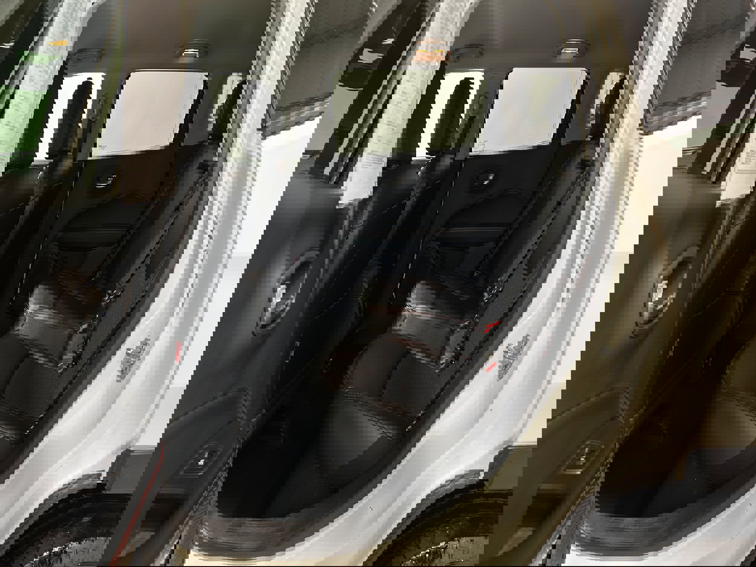 Used 2020 Jeep Compass Trailhawk image 26