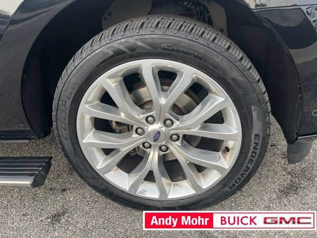 Used 2018 Ford Expedition Max Platinum AWD/4WD image 23