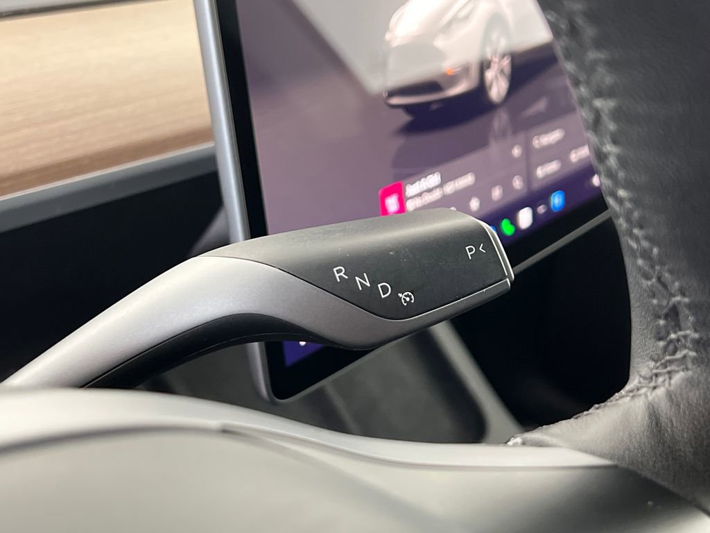 Used 2023 Tesla Model Y Long Range image 28