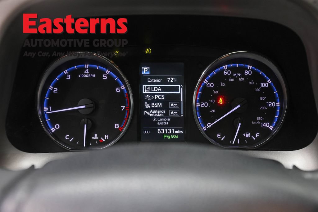Used 2016 Toyota RAV4 XLE w/ Convenience Package AWD/4WD image 18