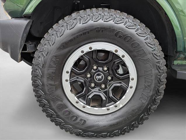 Used 2024 Ford Bronco Outer Banks image 9