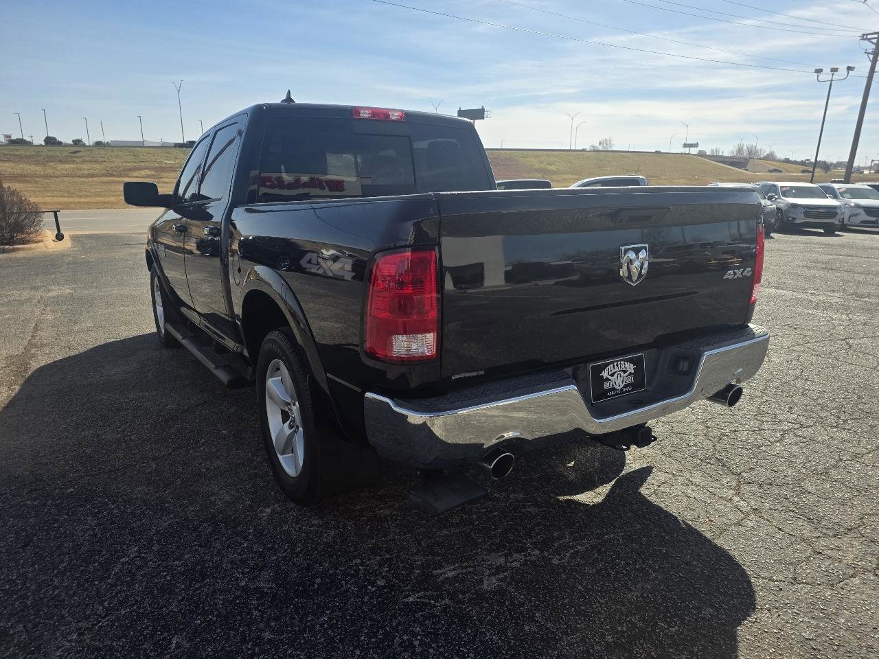Used 2018 RAM 1500 SLT image 5