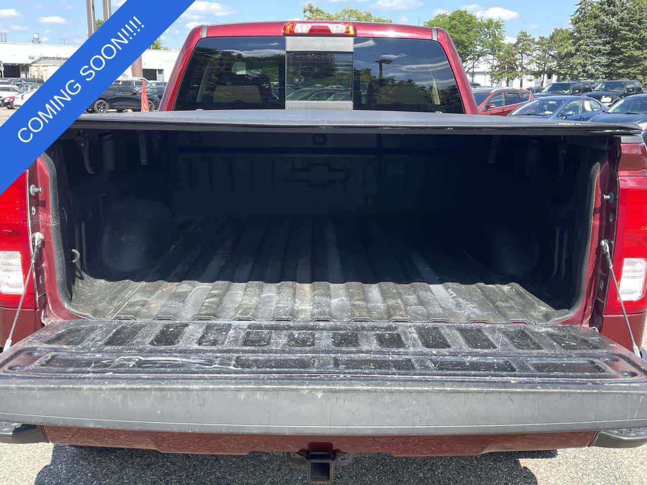Used 2016 Chevrolet Silverado 1500 LTZ Z71 w/ LTZ Plus Package AWD/4WD image 17