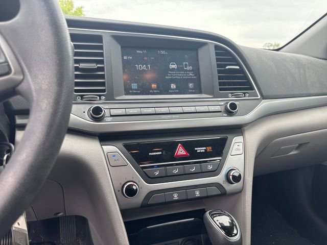 Used 2017 Hyundai Elantra SE FWD image 18