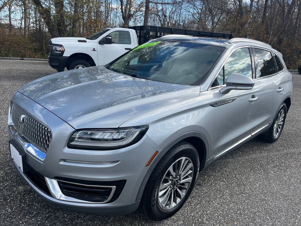 Used 2020 Lincoln Nautilus Reserve image 4