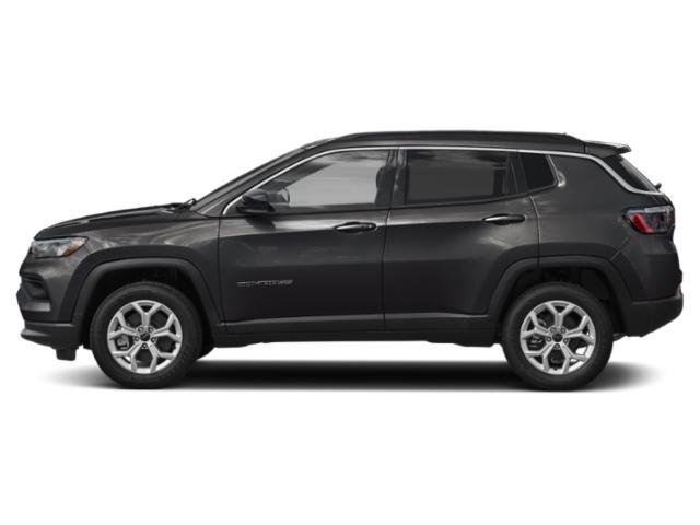 New 2026 Jeep Compass Latitude image 3