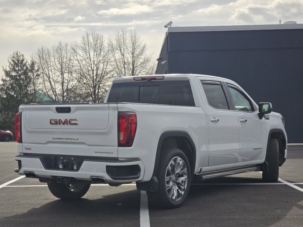 Used 2022 GMC Sierra 1500 Denali w/ Denali Reserve Package image 14