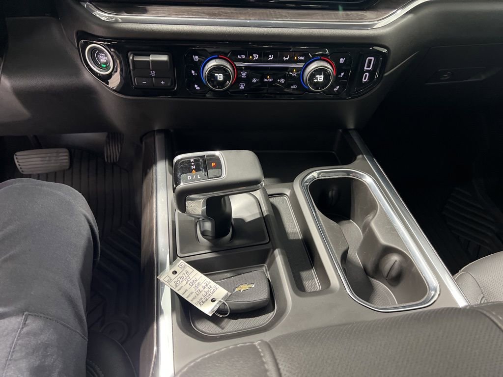 Certified 2024 Chevrolet Silverado 1500 LTZ AWD/4WD image 30