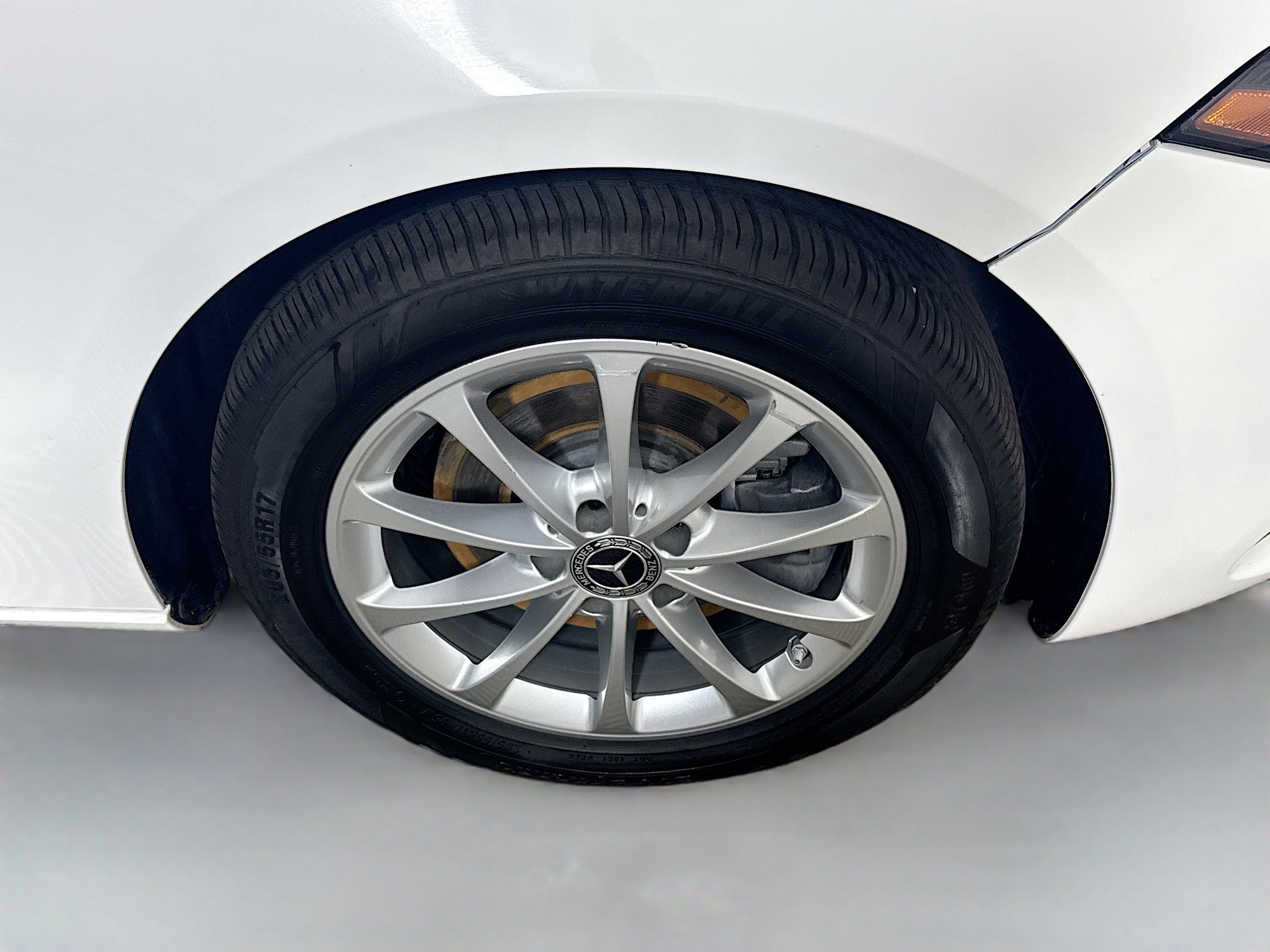 Used 2019 Mercedes-Benz A 220 w/ Premium Package image 32
