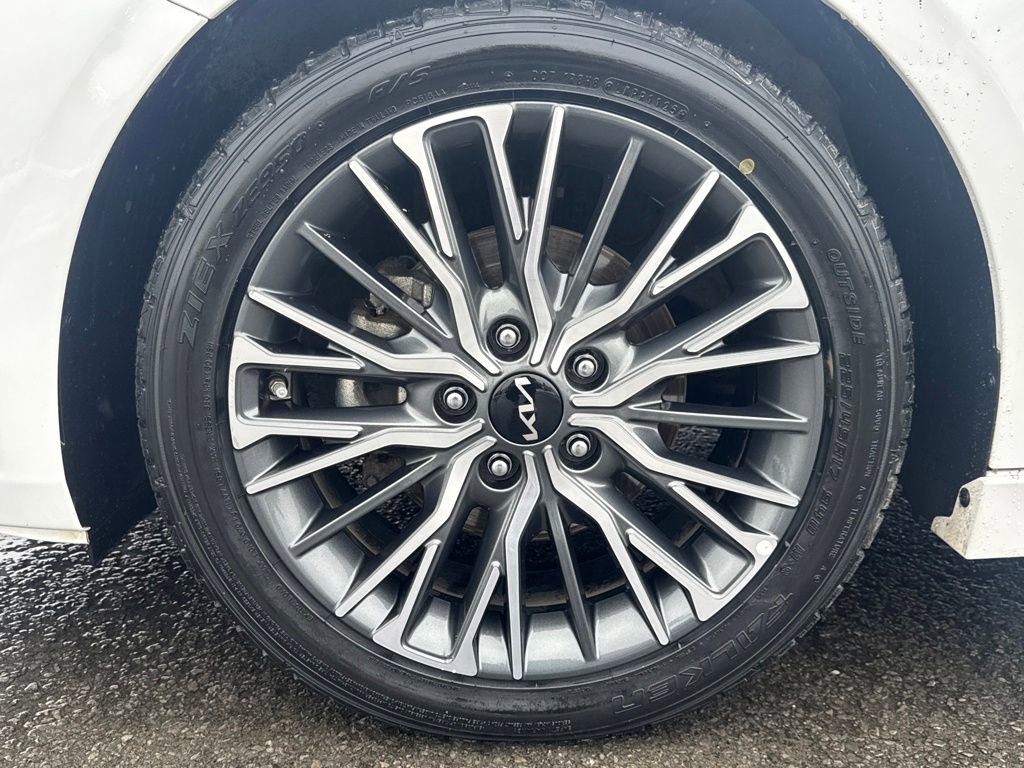 Used 2022 Kia Forte GT-Line w/ GT-Line Premium Package image 18