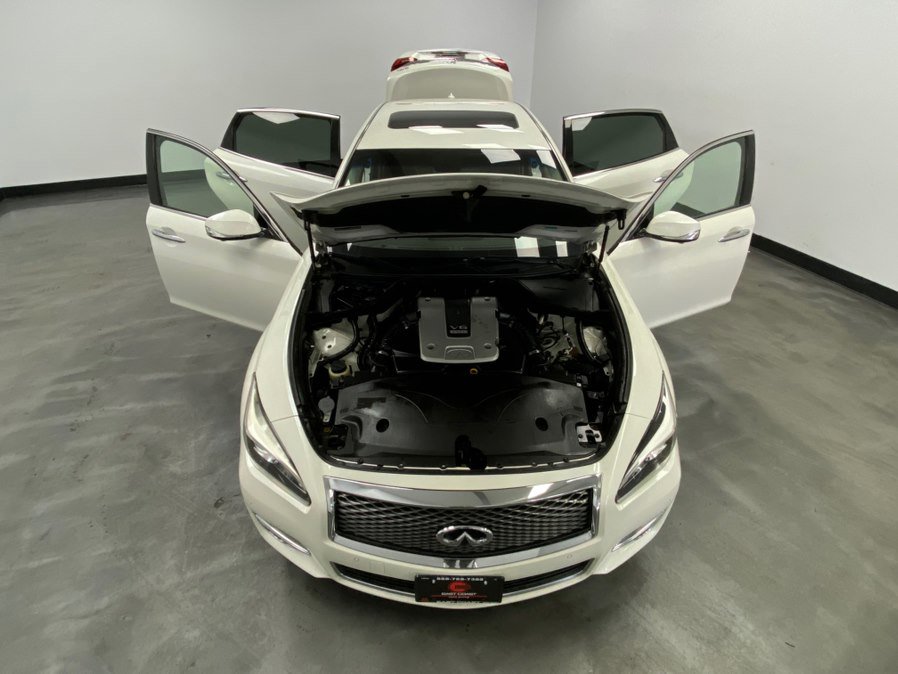 Used 2016 INFINITI Q70 L 3.7 w/ Deluxe Touring Package AWD/4WD image 55
