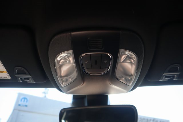 New 2026 Jeep Compass Latitude image 14