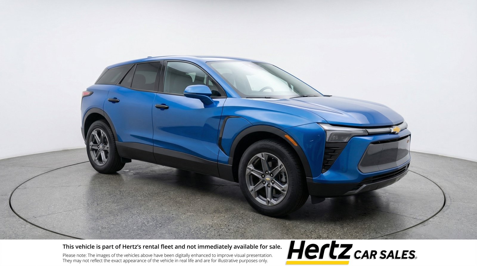 Used 2025 Chevrolet Blazer LT FWD image 1