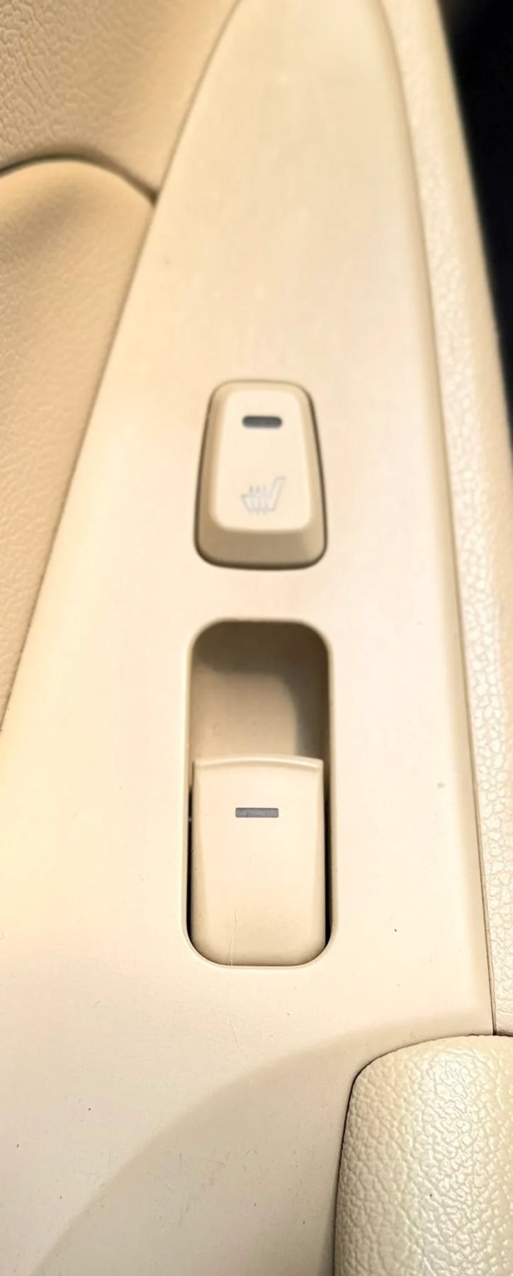 Used 2013 Hyundai Sonata Limited w/ Premium Pkg FWD image 29
