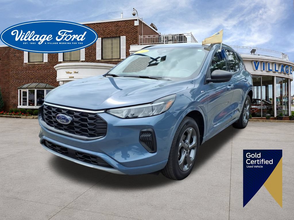 Certified 2024 Ford Escape ST-Line w/ Tech Pack #1 AWD/4WD image 1