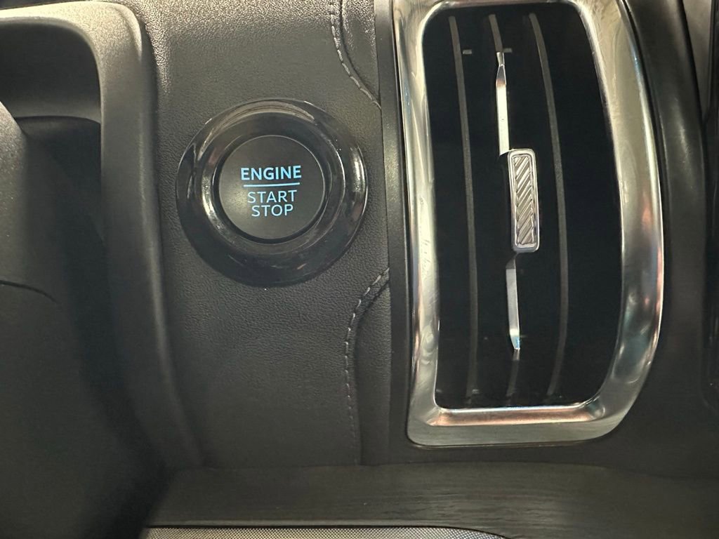 Used 2025 Ford Expedition Platinum image 21