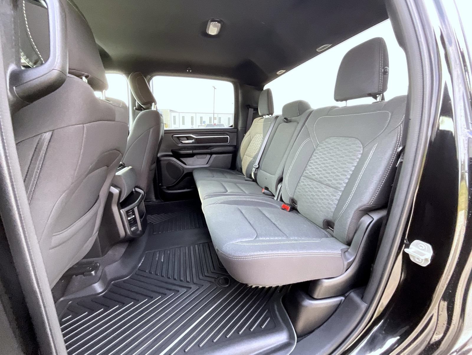 Used 2025 RAM 1500 Big Horn AWD/4WD image 19