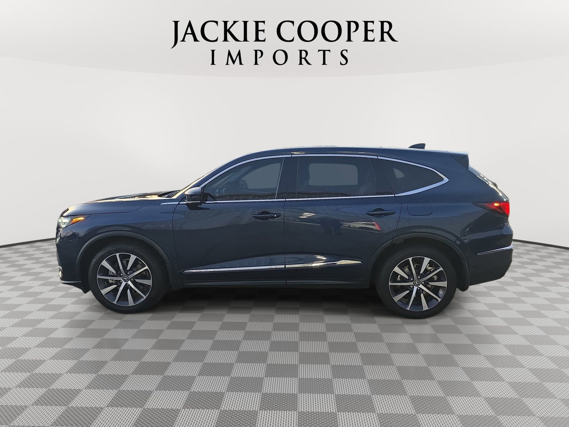 Used 2026 Acura MDX SH-AWD w/ Technology Package image 8