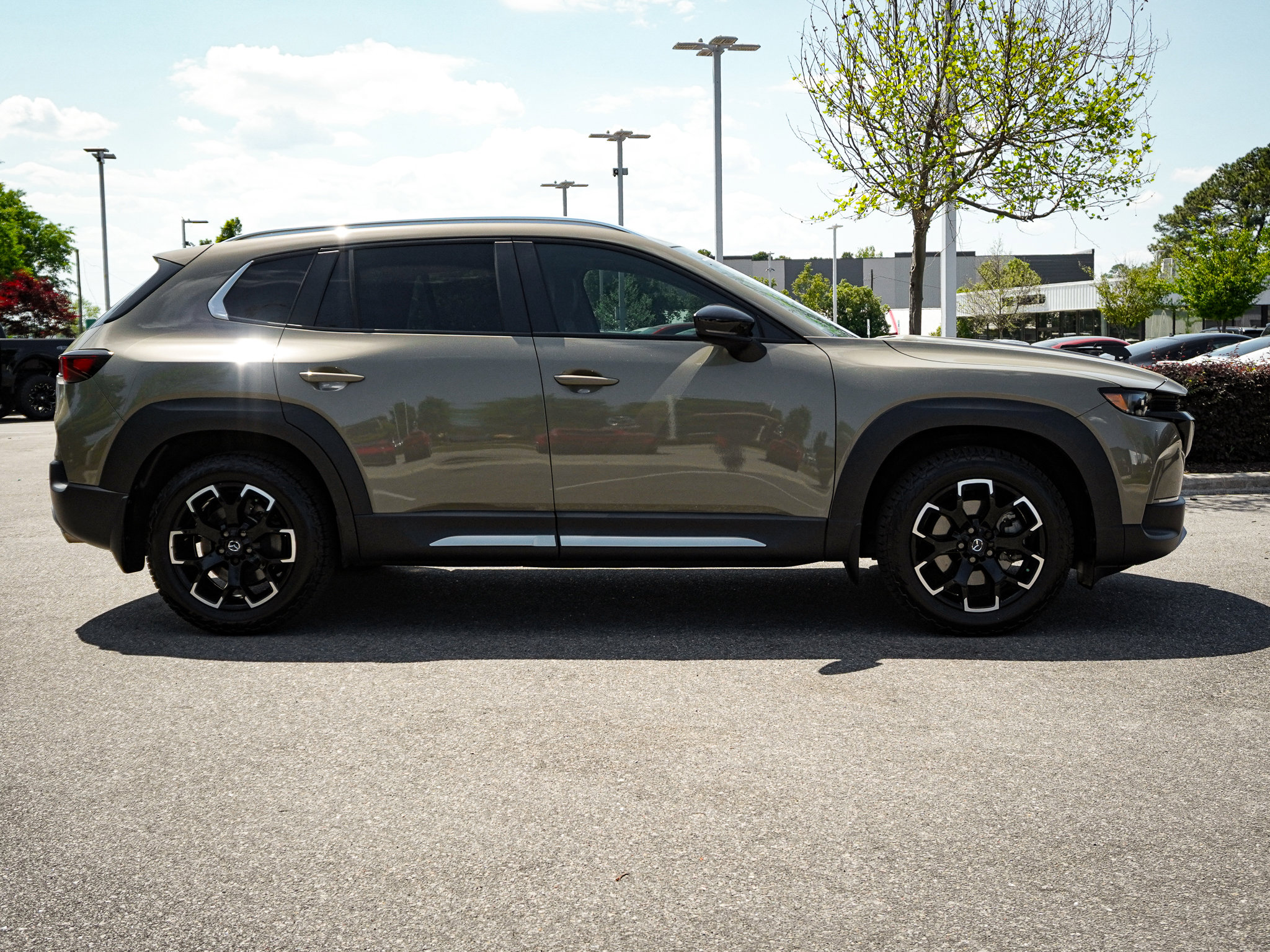 Used 2025 MAZDA CX-50 Meridian Edition w/ Apex Package AWD/4WD image 11