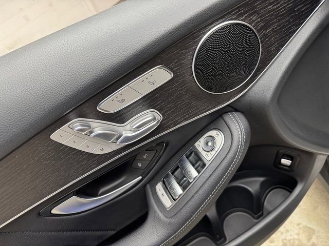 Certified 2022 Mercedes-Benz GLC 300 4MATIC image 11