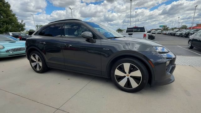 Used 2024 Porsche Macan 4 Electric AWD/4WD image 2