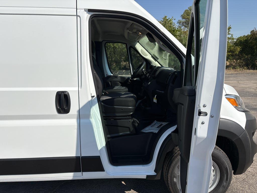 New 2027 RAM ProMaster 2500 FWD image 14