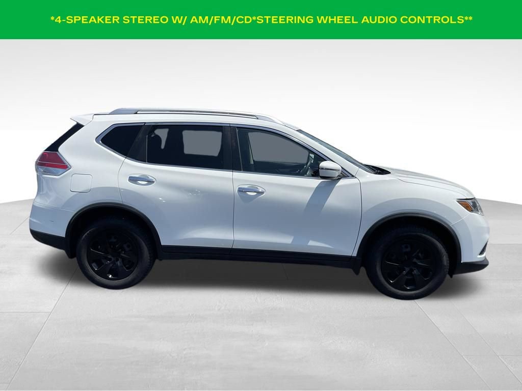 Used 2016 Nissan Rogue S w/ Appearance Package AWD/4WD image 4