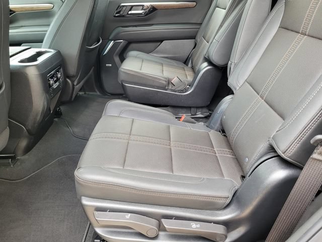 Used 2025 Chevrolet Tahoe High Country w/ Sun And Tow Package AWD/4WD image 36