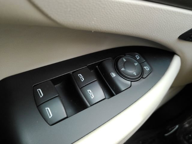 Used 2017 Buick LaCrosse Essence FWD image 33