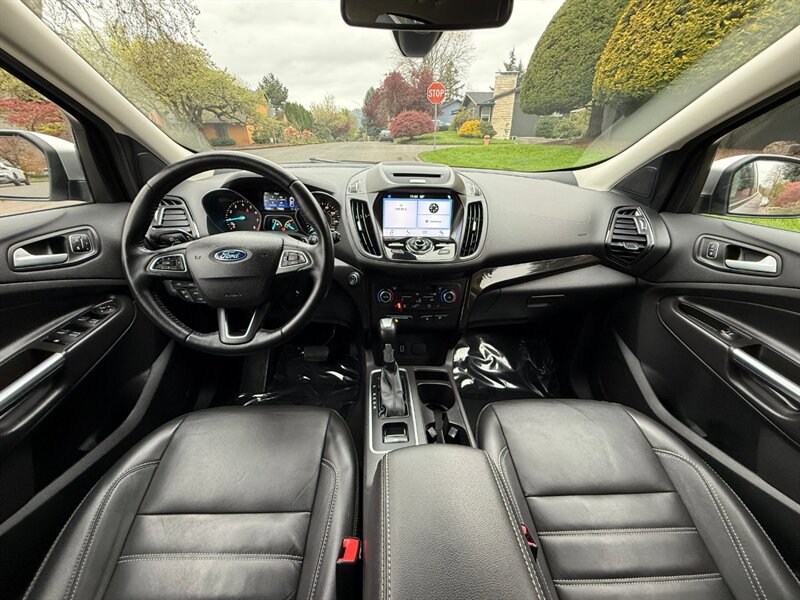 Used 2017 Ford Escape Titanium AWD/4WD image 16