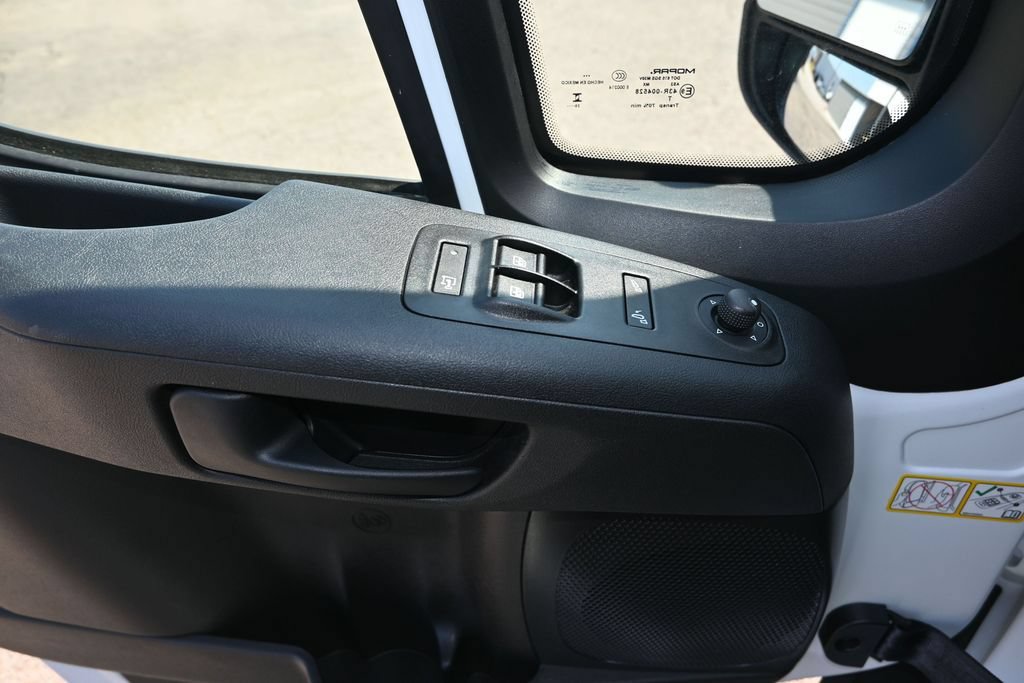 Used 2026 RAM ProMaster 2500 w/ Convenience Group FWD image 24