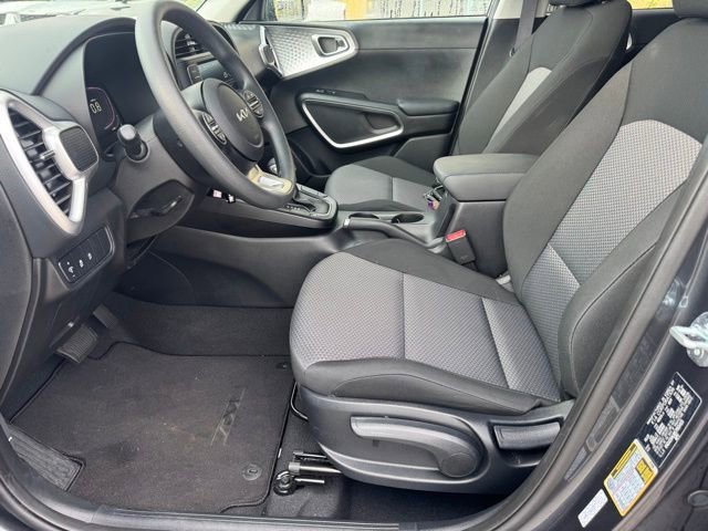 Certified 2025 Kia Soul LX image 18