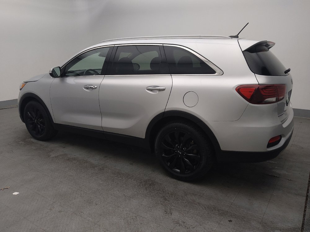Used 2020 Kia Sorento EX image 3