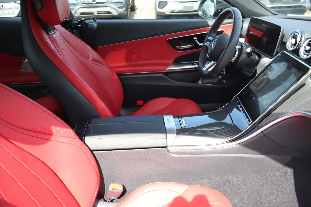 Used 2024 Mercedes-Benz CLE 300 4MATIC Coupe image 14