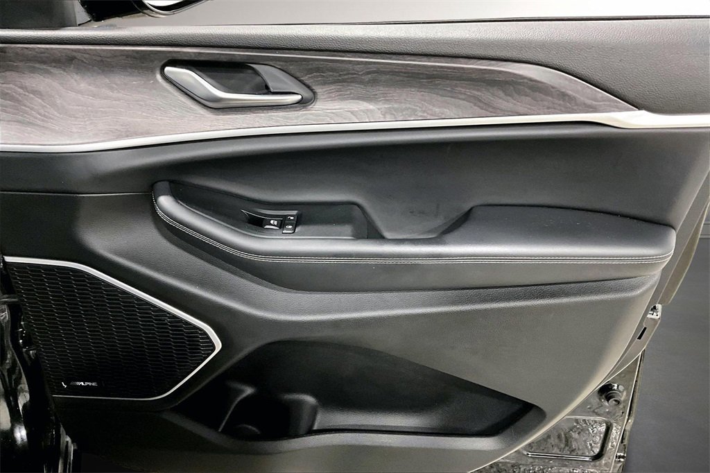 Used 2022 Jeep Grand Cherokee L Limited image 29