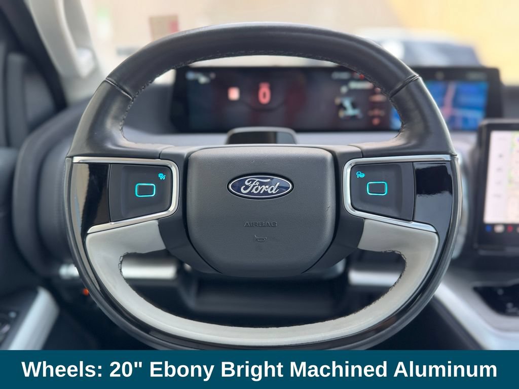 Used 2025 Ford Expedition Platinum AWD/4WD image 10