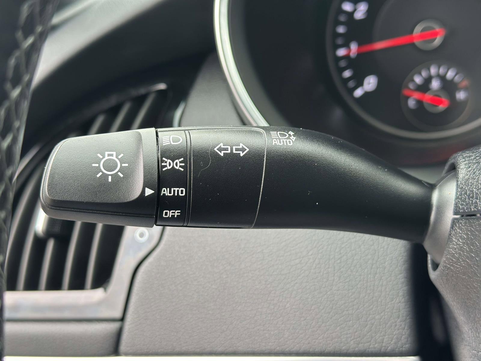 Used 2022 Kia Stinger GT-Line w/ Sun & Sound Package image 16