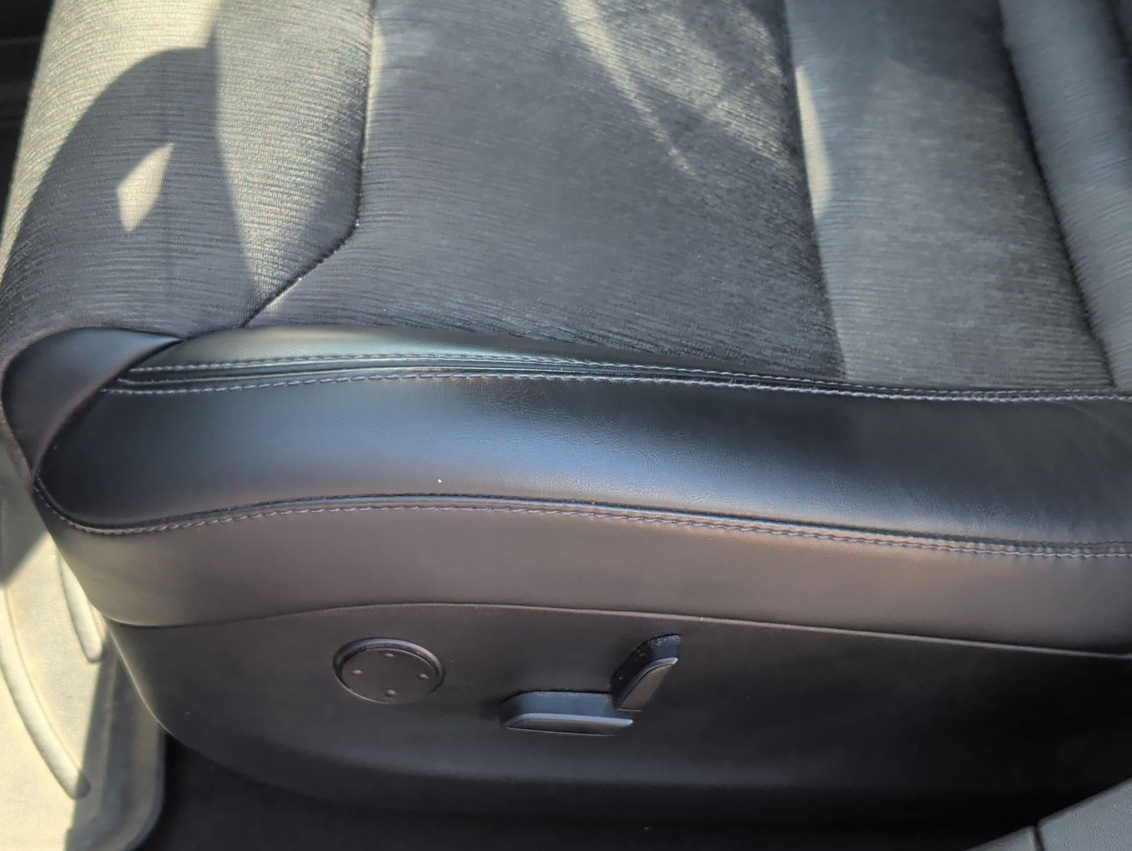 Used 2017 Tesla Model S 75 RWD image 10
